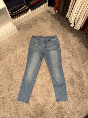 Sonoma Light Blue Ankle-Length Slim Jeans